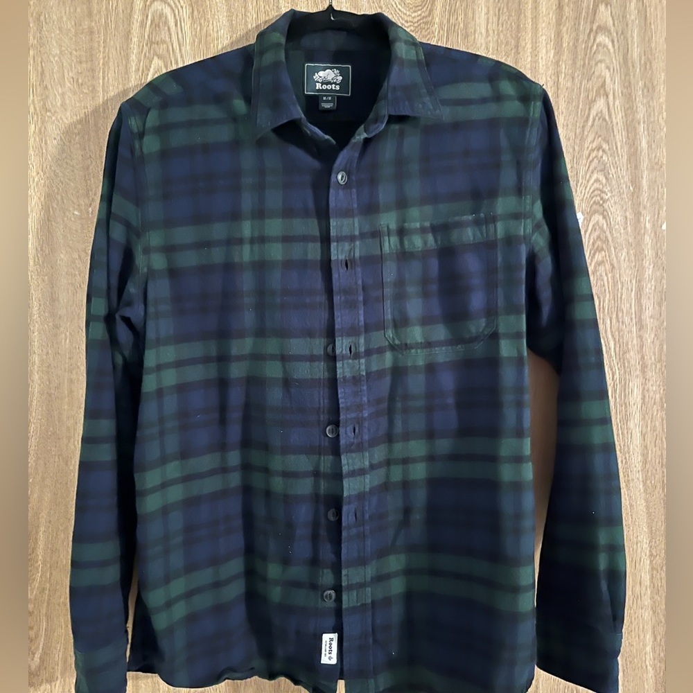 ROOTS men’s flannel button down